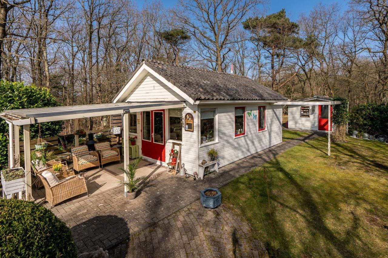 Buitenlust In Het Bos Zuidlaren Esterno foto